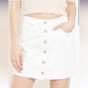 Women’s white button up denim skirt